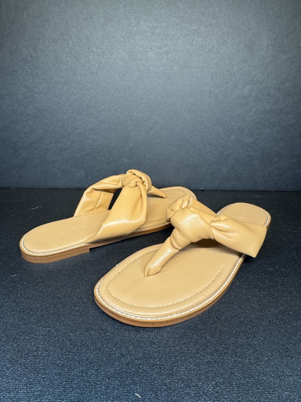J.Crew Knotted Thong Sandals Camel Tan Flat Slides Women's Size 8.5